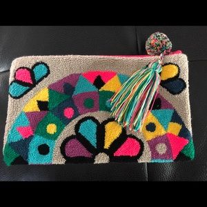 Mándala handwoven ethnic clutch